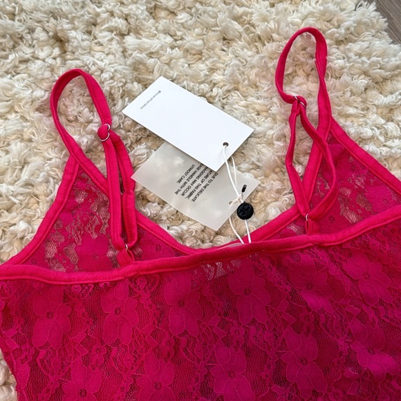 🩷 Lovers and Friends Lia Sheer Tank Top Small Hot Pink BNWT 🩷 - Picture 9 of 10